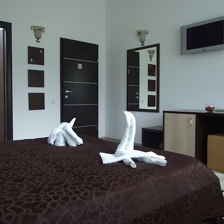 Hotel Boutique Garden Resort By Brancoveanu Alsómoécs Kültér fotó
